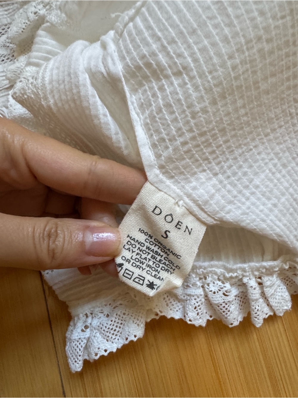 Doen Hallie Lace Sleeveless Blouse Size Small Salt - Picture 5 of 6